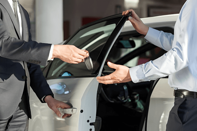 How to Sell Your Car: Private Sale vs. Dealership